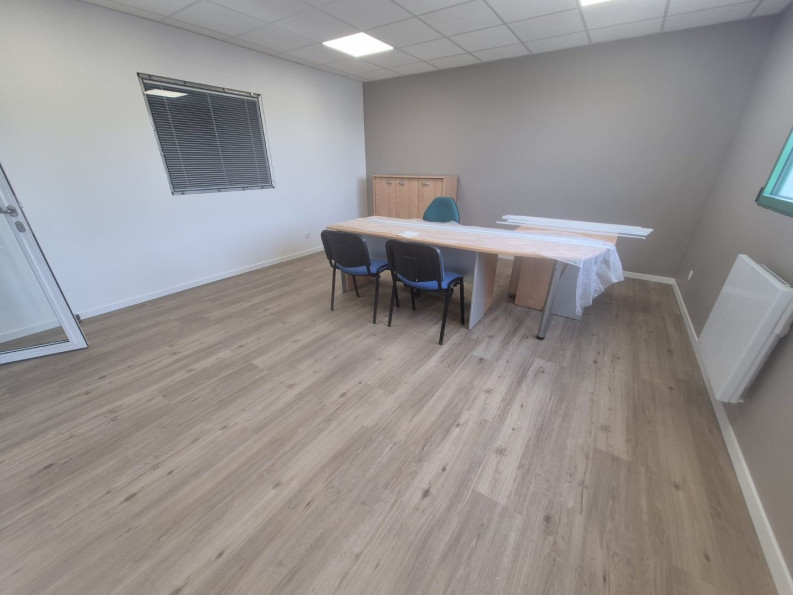 location Ateliers et bureaux Villemoirieu - Photo 5