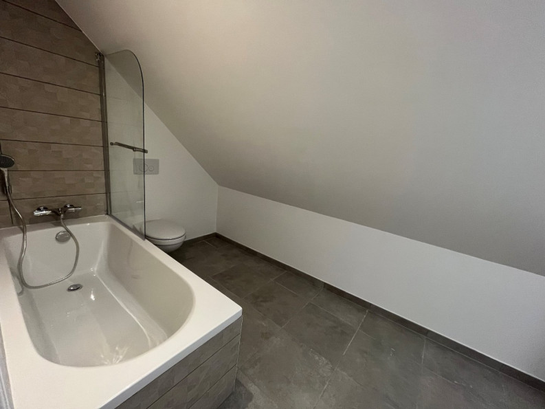 location Appartement Cremieu - Photo 4