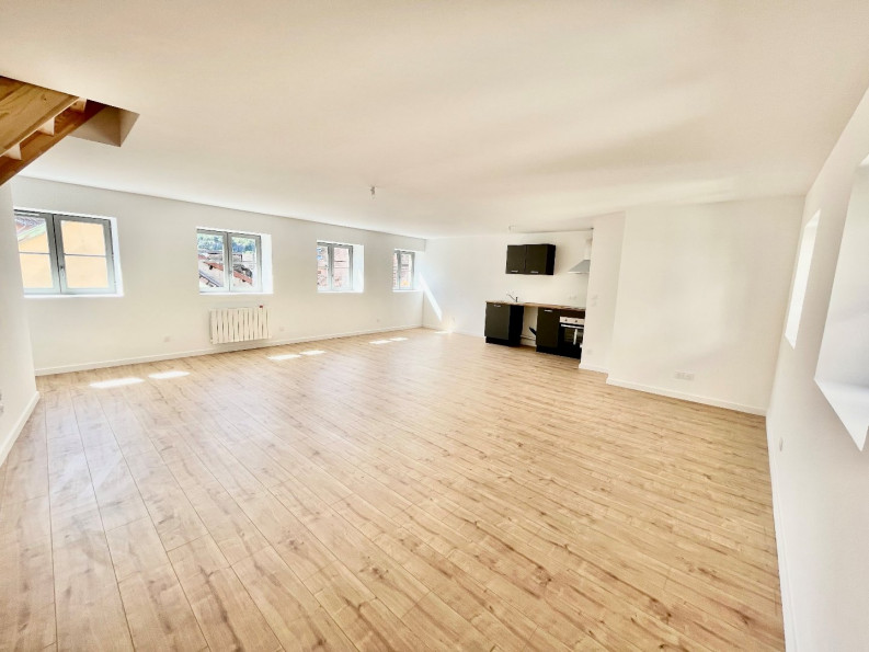 location Appartement Cremieu - Photo 1