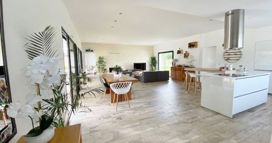 vente Villa d'architecte Saubrigues