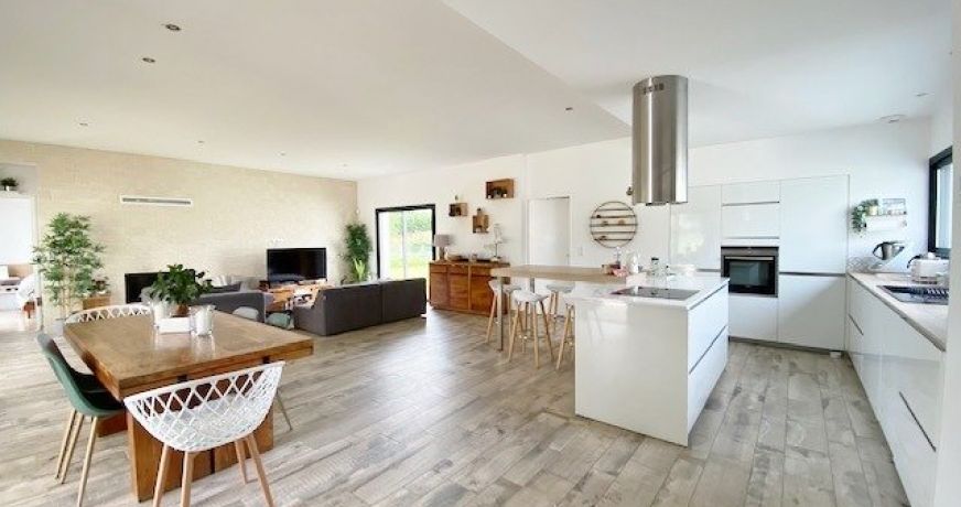 vente Villa d'architecte Saubrigues