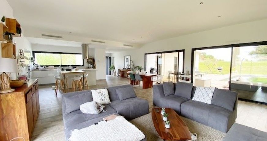 vente Villa d'architecte Saubrigues