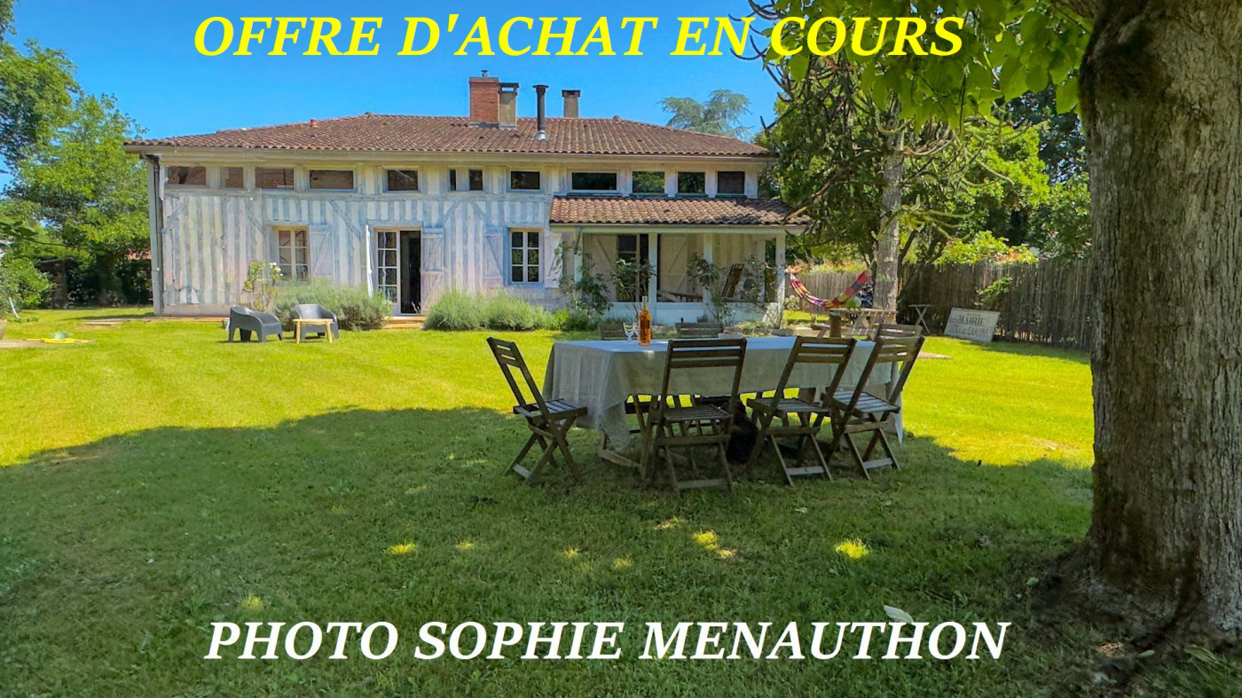 vente Maison de caractère Saint Julien En Born - Photo 1