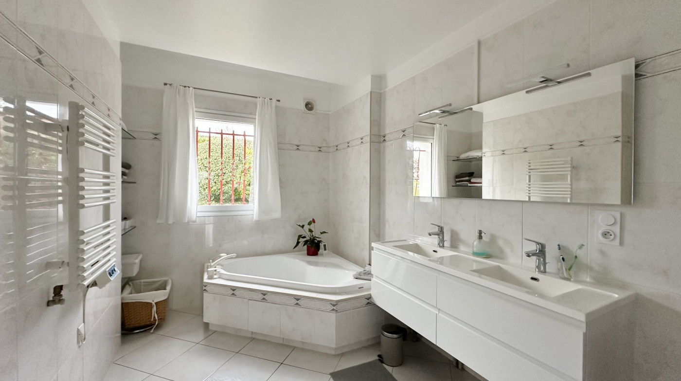 vente Maison contemporaine Briscous - Photo 18