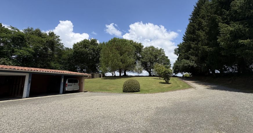 vente Maison Pouillon