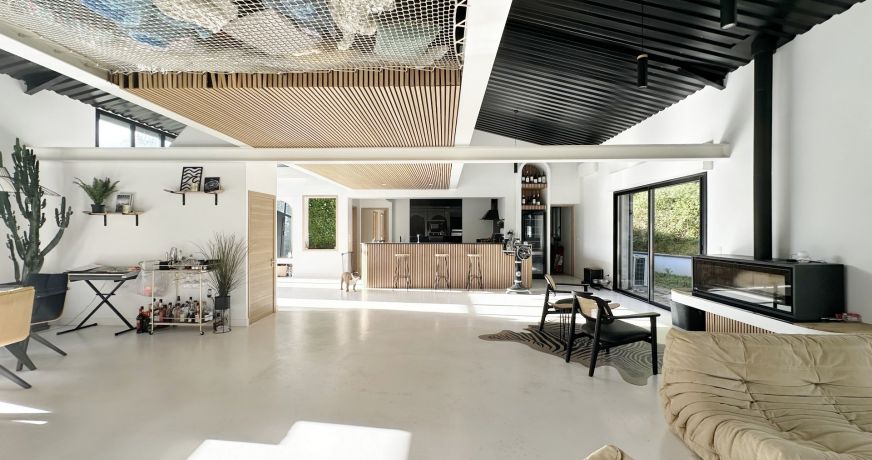 vente Villa Pouillon