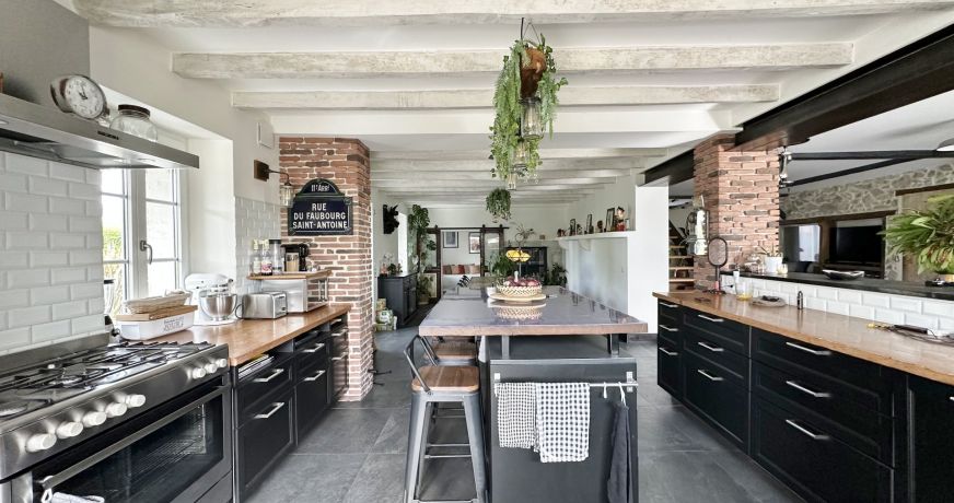 à vendre Maison de caractère Saubrigues