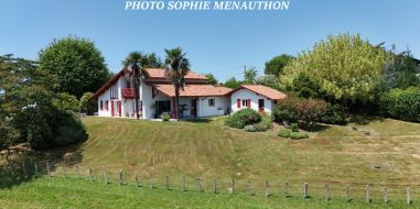 vente Briscous