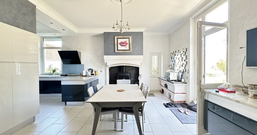 à vendre Maison de maître Saint Julien En Born