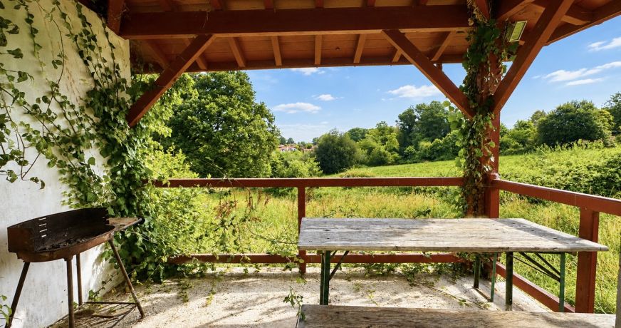 vente Maison et dépendances Urt