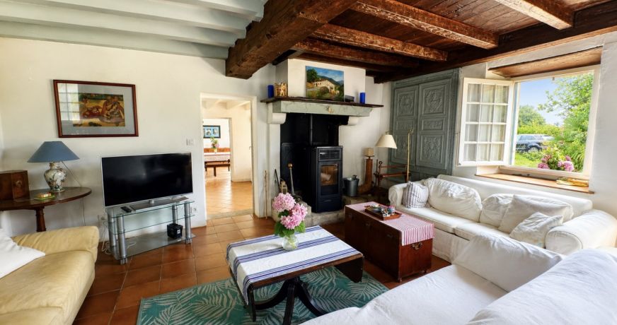 vente Maison et dépendances Urt