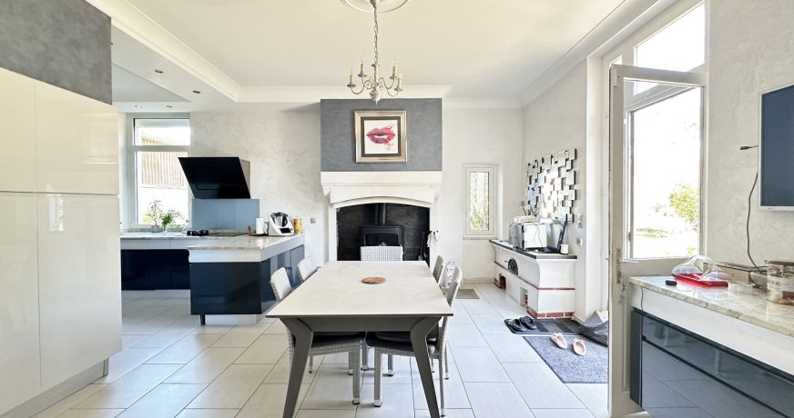 vente Maison de maître Saint Julien En Born