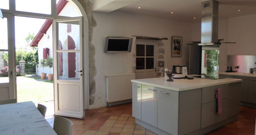 vente Corps de ferme Bayonne