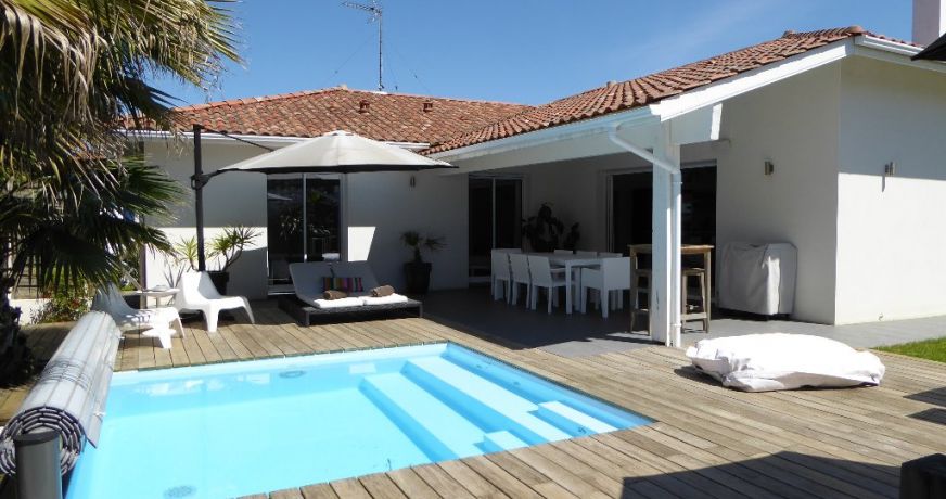 vente Villa d'architecte Urt