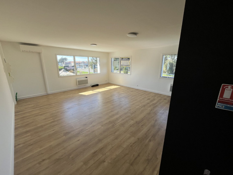 location Bureau Benesse Maremne - Photo 2