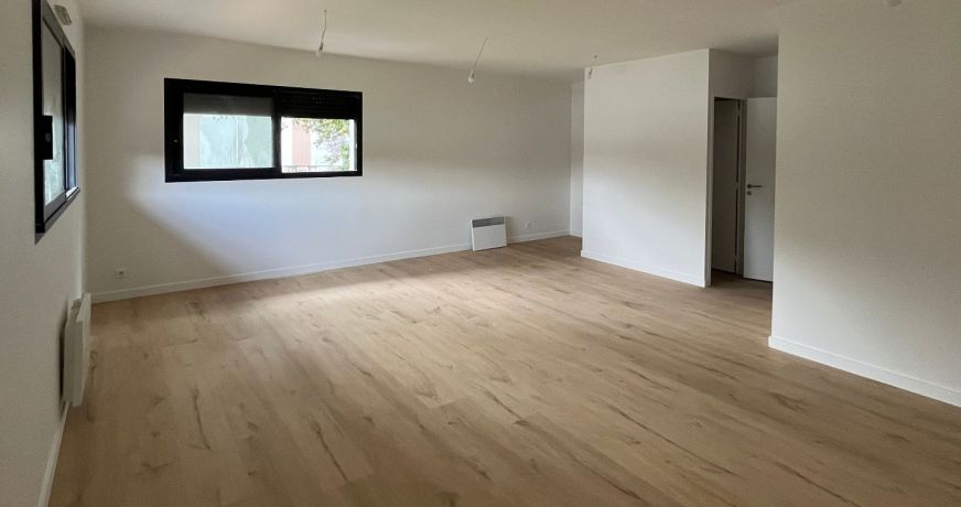 location Bureau Angresse