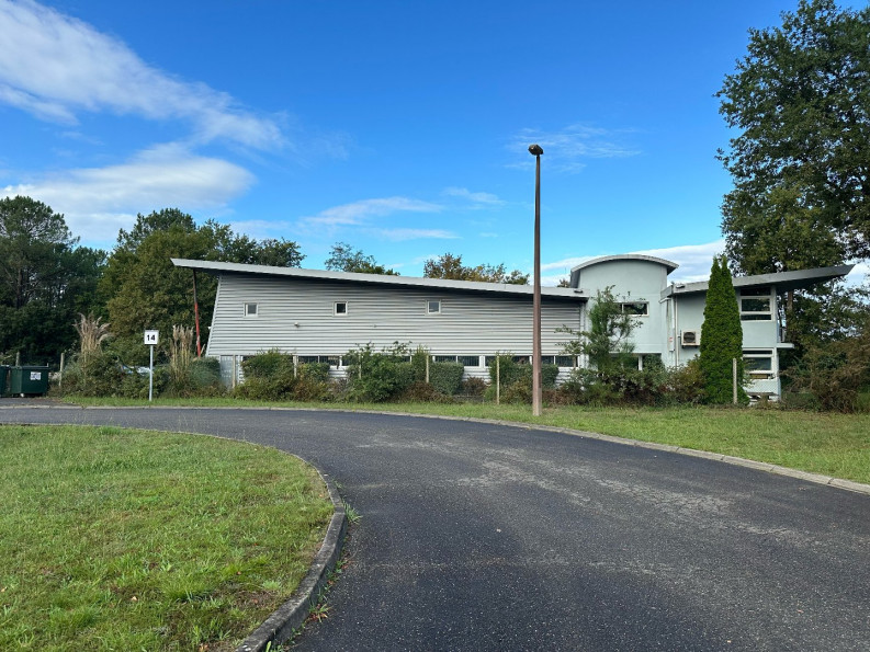 location Entrepots et bureaux Seignosse - Photo 2