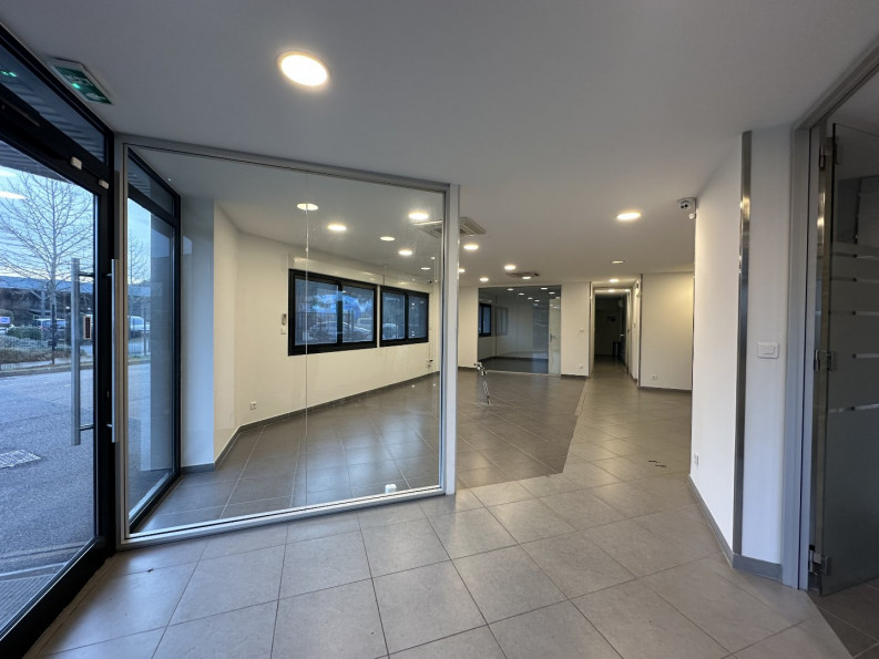 location Entrepots et bureaux Seignosse - Photo 4