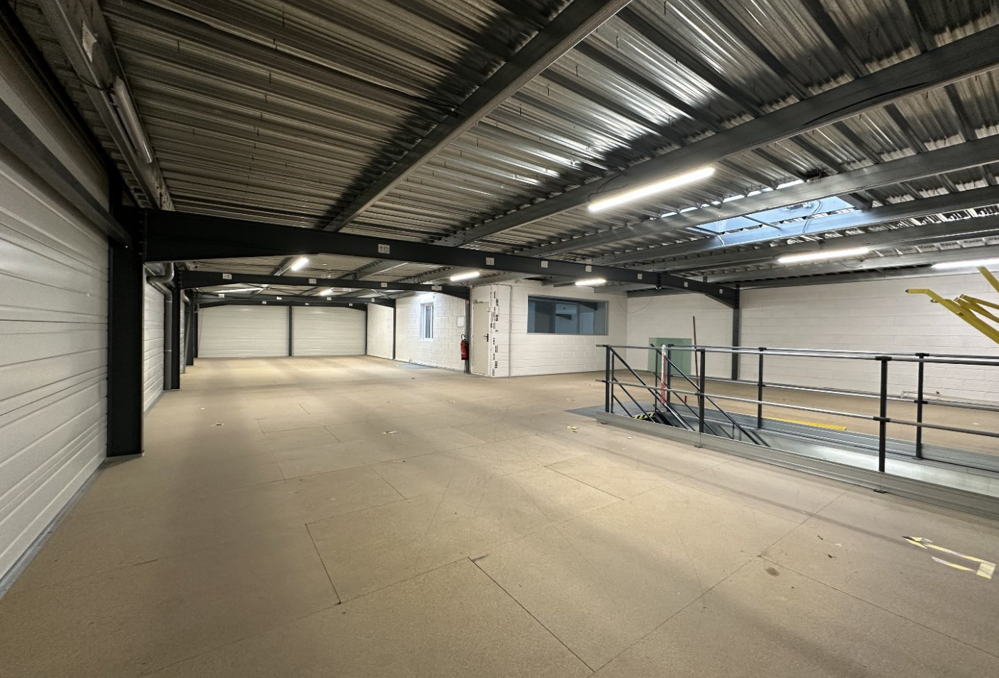 location Entrepots et bureaux Seignosse - Photo 6