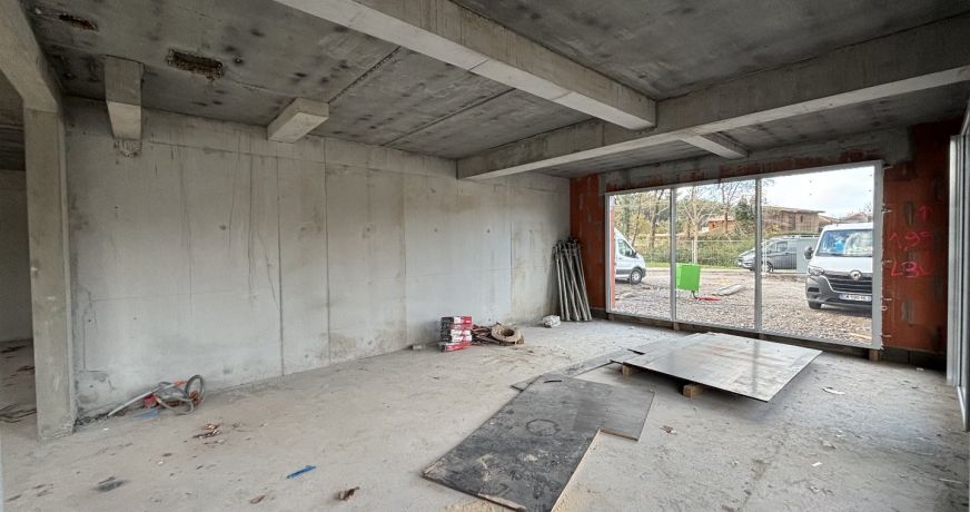 location Local commercial Saubion