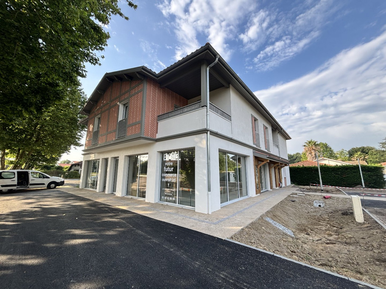 location Local commercial Saubion - Photo 2