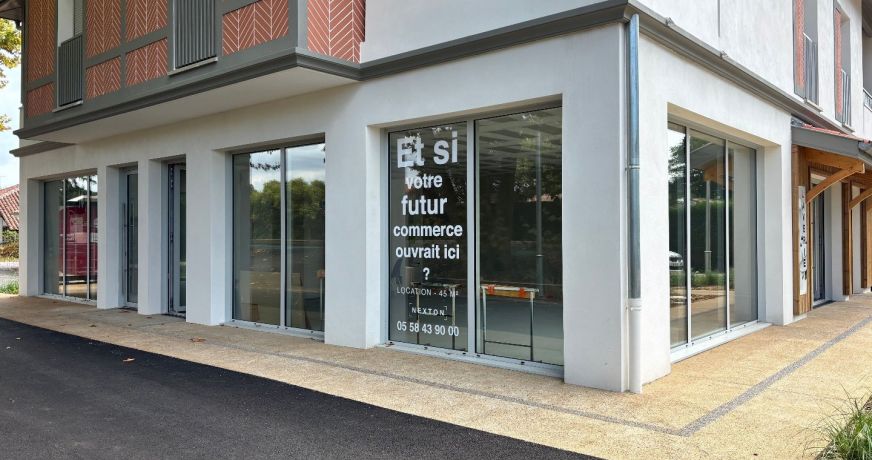 location Local commercial Saubion