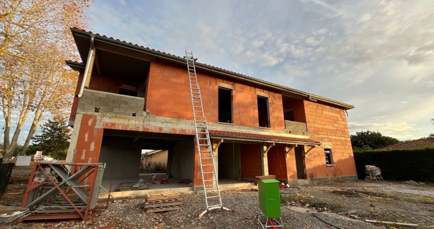 location Local commercial Saubion