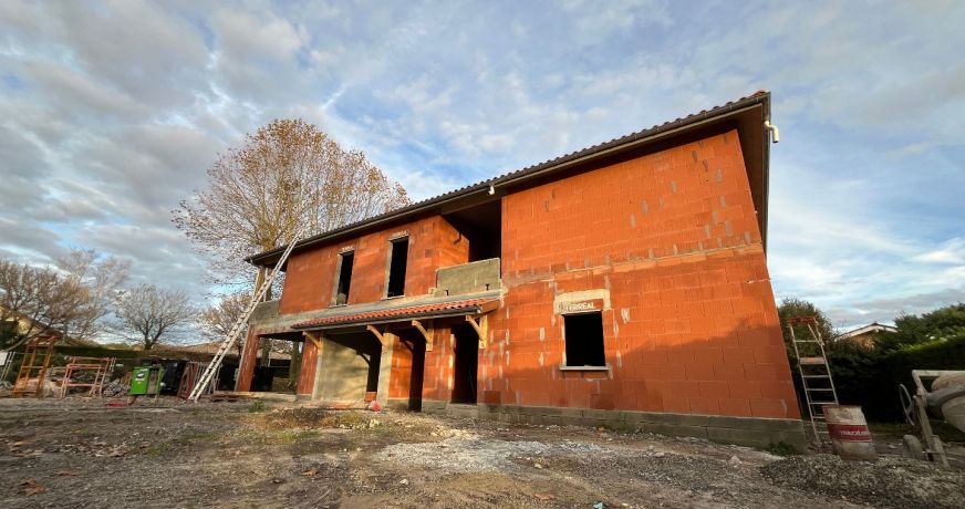 location Local commercial Saubion