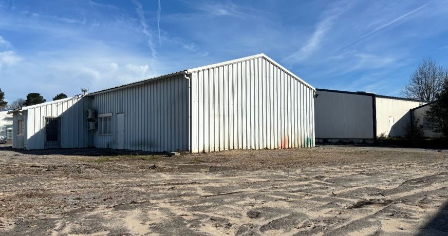 vente Local artisanal Angresse