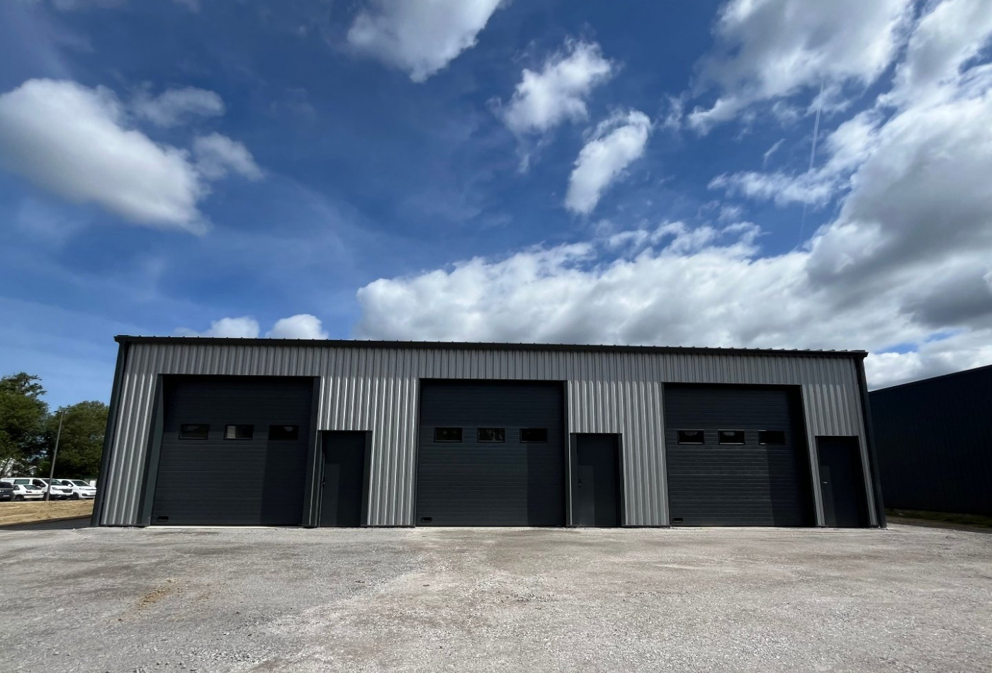 location Entrepots et bureaux Tosse - Photo 2