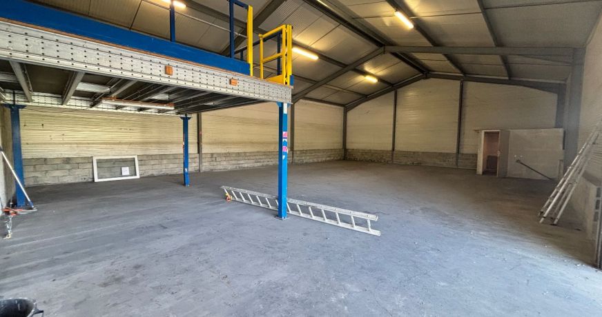 location Local artisanal Saint Vincent De Tyrosse