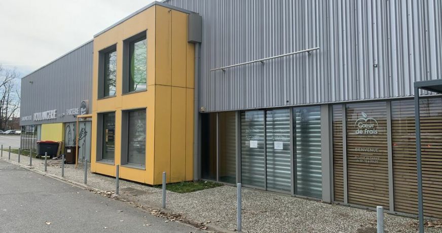 location Local commercial Pau