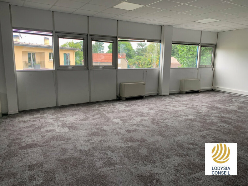 location Bureau Pau - Photo 2