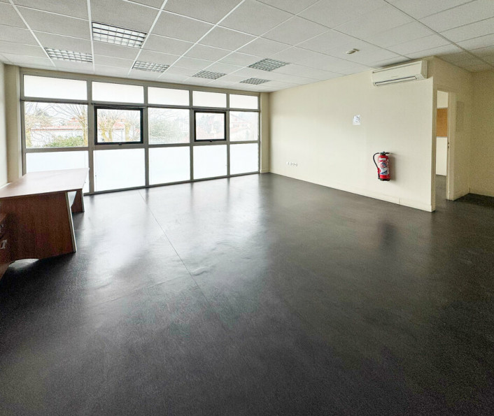 à louer Bureau Anglet - Photo 1