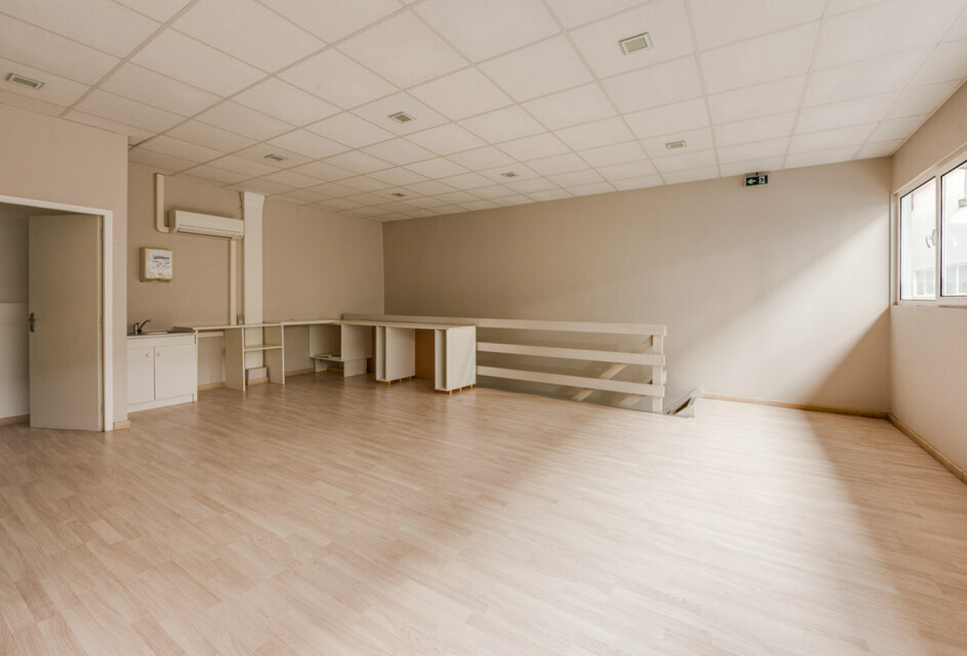 location Local commercial Biarritz - Photo 4