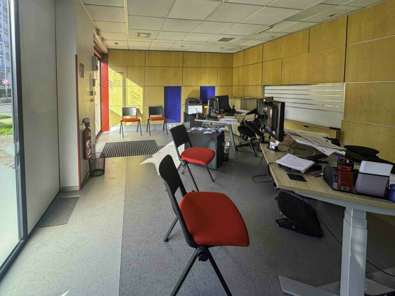 à louer Bureau Bayonne - Photo 2
