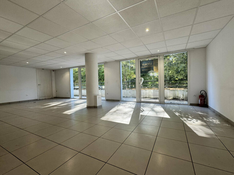 à louer Bureau Anglet - Photo 1