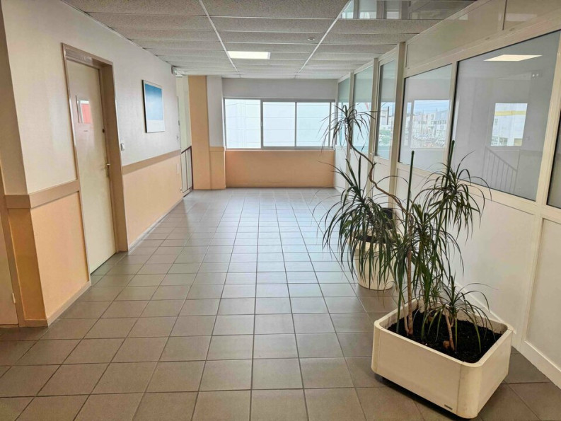 à louer Bureau Bayonne - Photo 2
