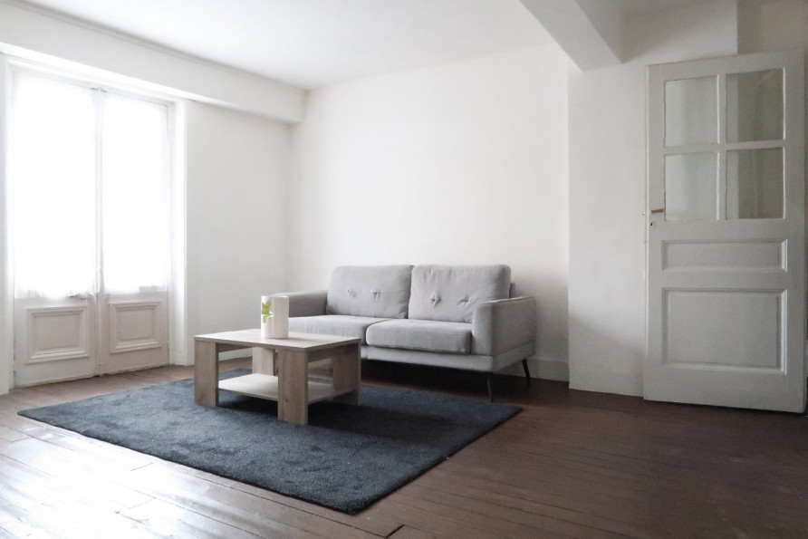 location Maison Sury Le Comtal - Photo 3