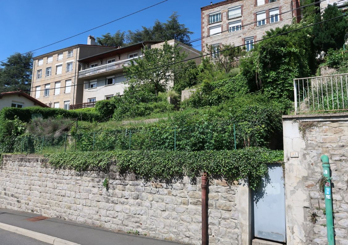 à vendre Terrain Saint Etienne