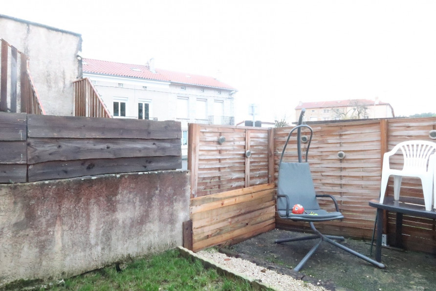 vente Appartement Sainte Sigolene - Photo 10