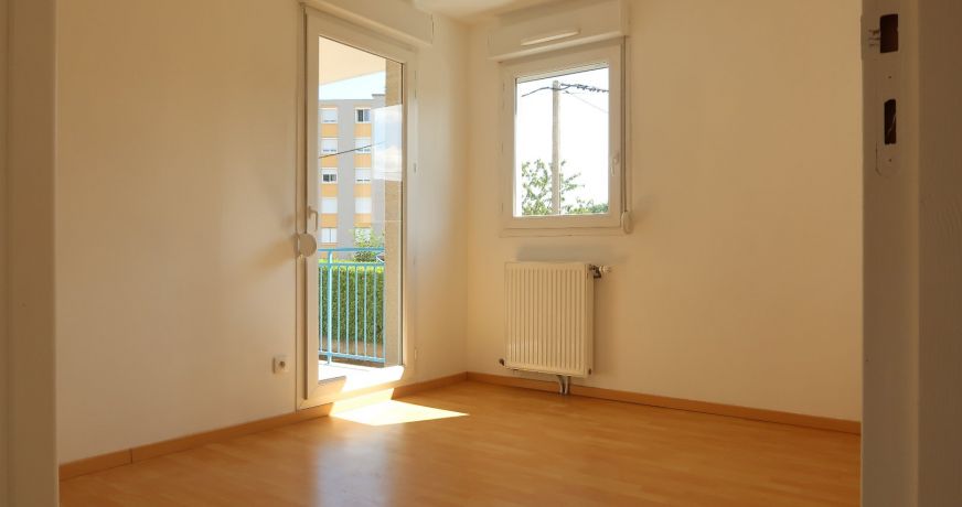 location Appartement Unieux