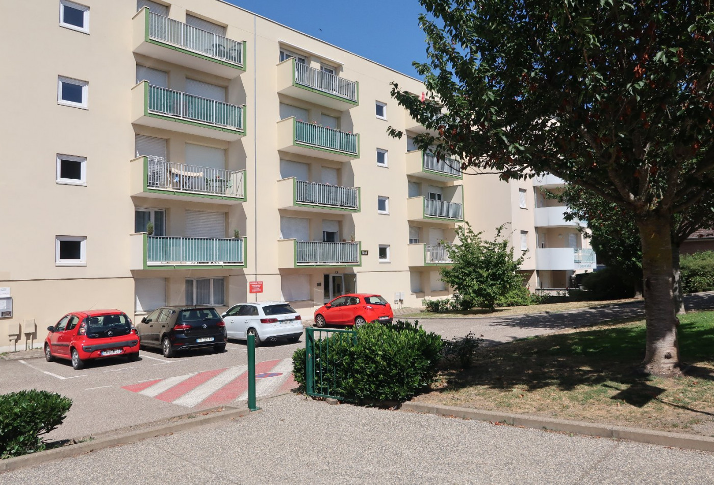 location Appartement Saint Genest Lerpt - Photo 7