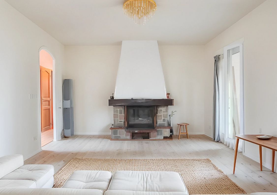for sale Maison Boisset Les Montrond