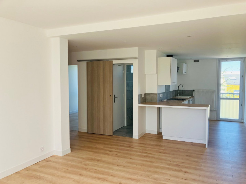 location Appartement Saint Etienne - Photo 1