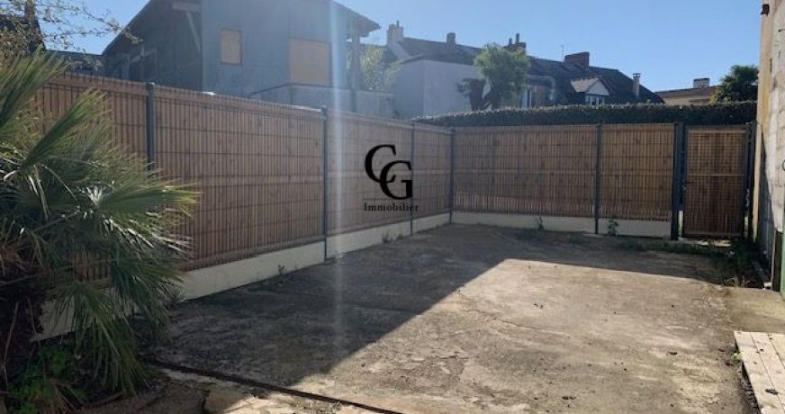 location Local commercial Rezé