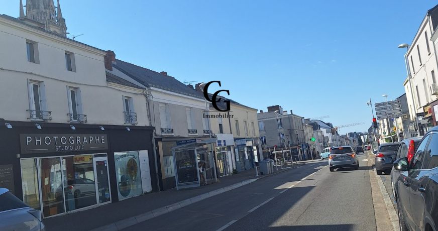 location Local commercial Rezé