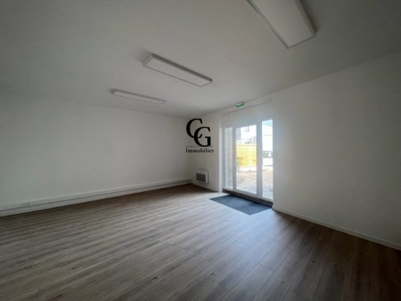 location Local commercial Rezé - Photo 2