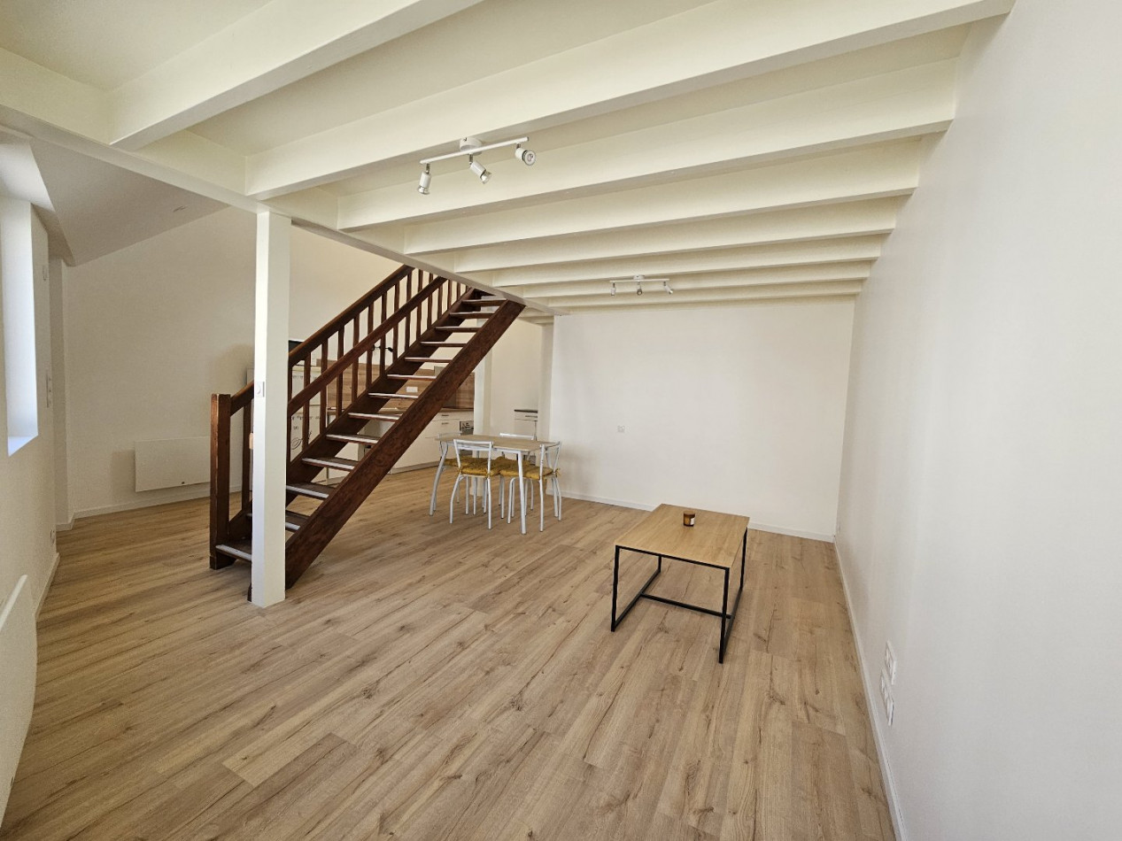 for rent Duplex Chateaubriant