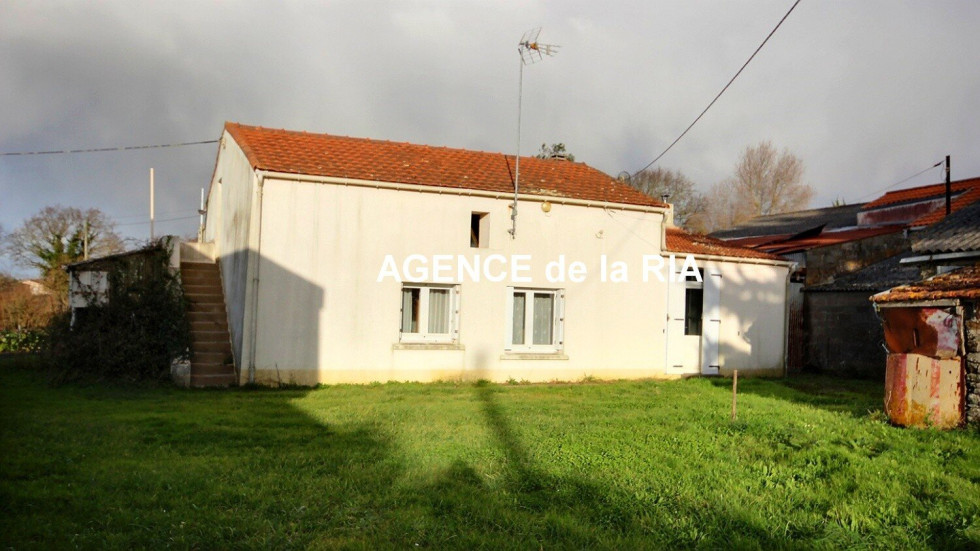 vente Maison à rénover La Plaine Sur Mer - Photo 1